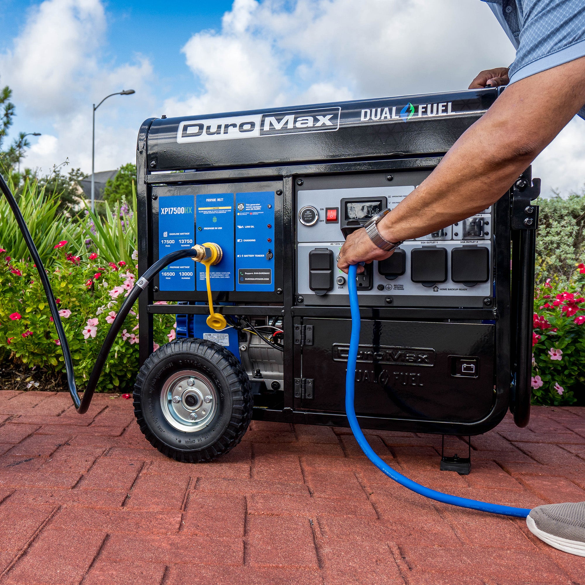 DuroMax XP17500HX Dual-Fuel Generator — 17,500W Peak (49-State) - Image 2